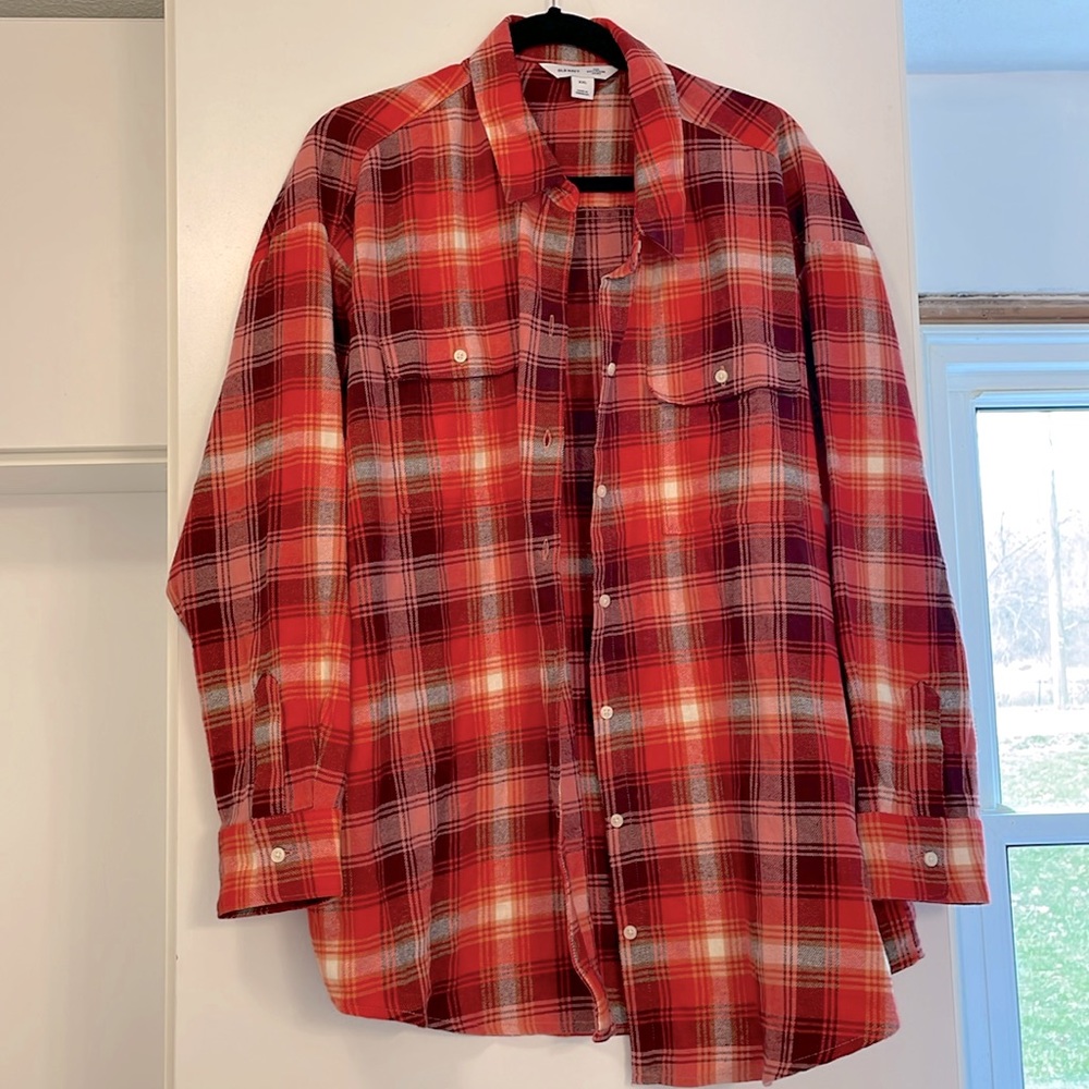Women’s Old Navy Red Plaid Flannel